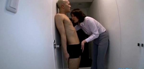  Busty Office Lady Giving Handjob For Naked Skinny Guy On The Corridor